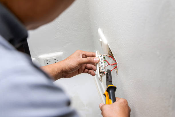 Best Emergency Electrical Repair  in Southwest Sandhill, TX